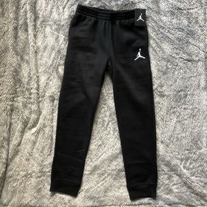 BOYS Jordan Jumpman joggers NWT